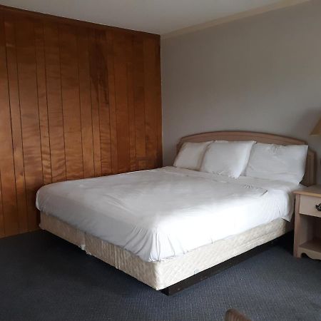 Lake Marion Inn Santee Eksteriør bilde